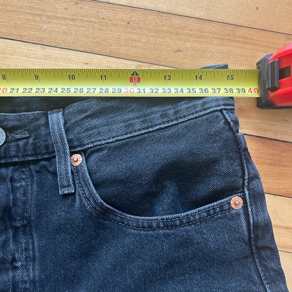 SOLD - Levi’s 501 Mid thigh shorts - size 27 in lunar black - Picture 5 of 5